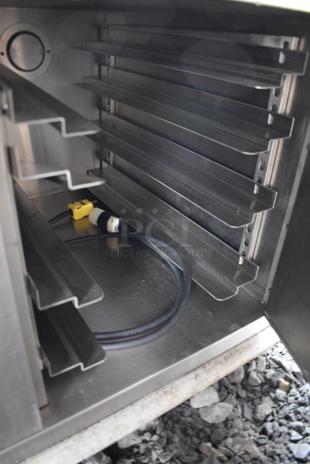 Servolift Eastern Model P5-10-2 Stainless Steel Commercial Warming Holding Cabinet on Commercial Casters. BUYER MUST REMOVE. 120 Volts, 1 Phase. 32x24x21. (stadium) - Image 4 of 8