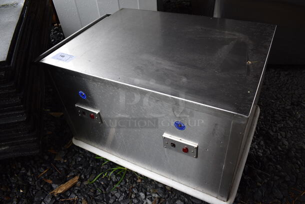 Servolift Eastern Model P5-10-2 Stainless Steel Commercial Warming Holding Cabinet on Commercial Casters. BUYER MUST REMOVE. 120 Volts, 1 Phase. 32x24x21. (stadium) - Image 5 of 8
