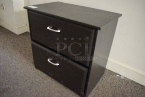 Black 2 Drawer Filing Cabinet. BUYER MUST REMOVE. 31.5x21x30. (Clearview Elementary - Upstairs Hallway) - Image 3 of 5