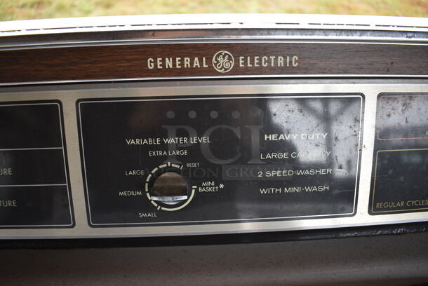 General Electric Metal Top Load Washer. BUYER MUST REMOVE. 27x25x44. (stadium) - Image 6 of 10