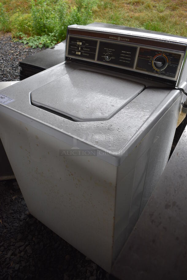 General Electric Metal Top Load Washer. BUYER MUST REMOVE. 27x25x44. (stadium) - Image 10 of 10
