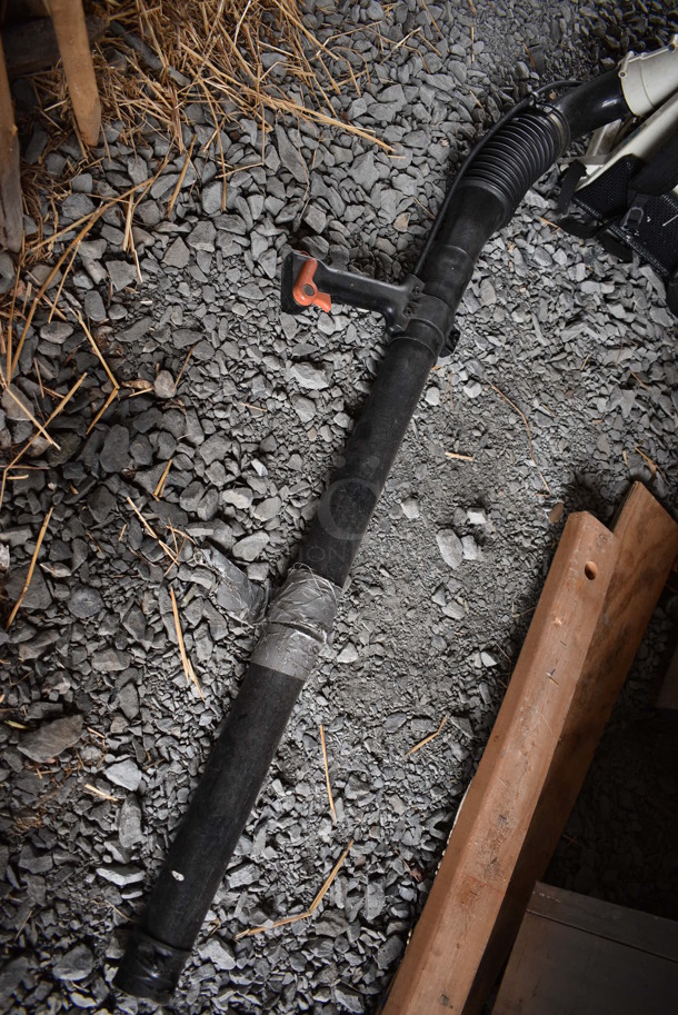 Stihl Model BR400 Gas Powered Backpack Leaf Blower. BUYER MUST REMOVE. 16x61x18. (stadium) - Image 2 of 8