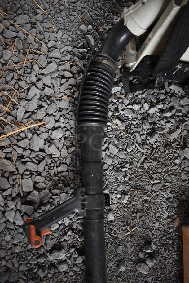 Stihl Model BR400 Gas Powered Backpack Leaf Blower. BUYER MUST REMOVE. 16x61x18. (stadium) - Image 3 of 8