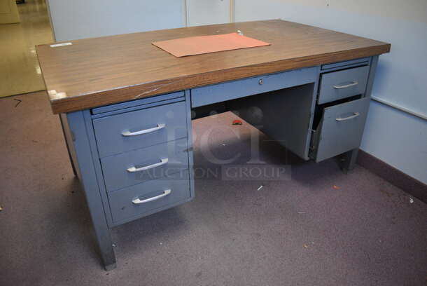 Gray Metal Desk w/ Wood Pattern Tabletop. BUYER MUST REMOVE. (Clearview Elementary - Room 11.5) - Image 5 of 5
