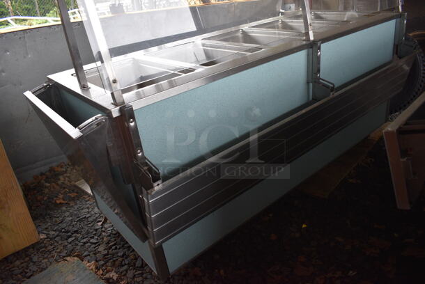 Vollrath Model 37050-2494-CNB Stainless Steel Commercial Electric Powered 5 Well Steam Table w/ Sneeze Guard and Tray Slide on Commercial Casters. BUYER MUST REMOVE. 208 Volts, 1 Phase. 92.5x48x48. (stadium) - Image 3 of 8