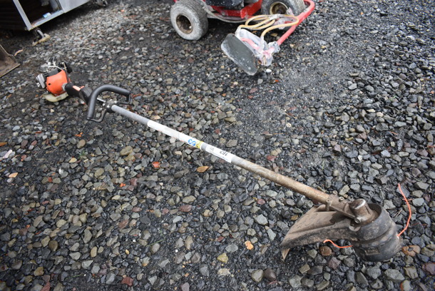 2013 Echo Model SRM-225 Gas Powered String Trimmer Weed Whacker. BUYER MUST REMOVE. 8.5x70x8.5. (stadium) - Image 3 of 11