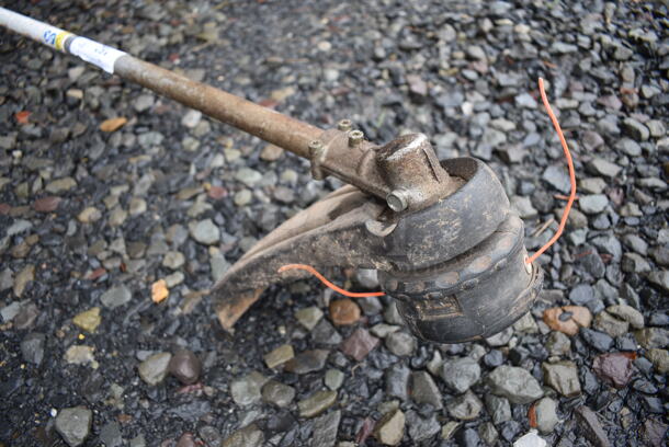2013 Echo Model SRM-225 Gas Powered String Trimmer Weed Whacker. BUYER MUST REMOVE. 8.5x70x8.5. (stadium) - Image 4 of 11