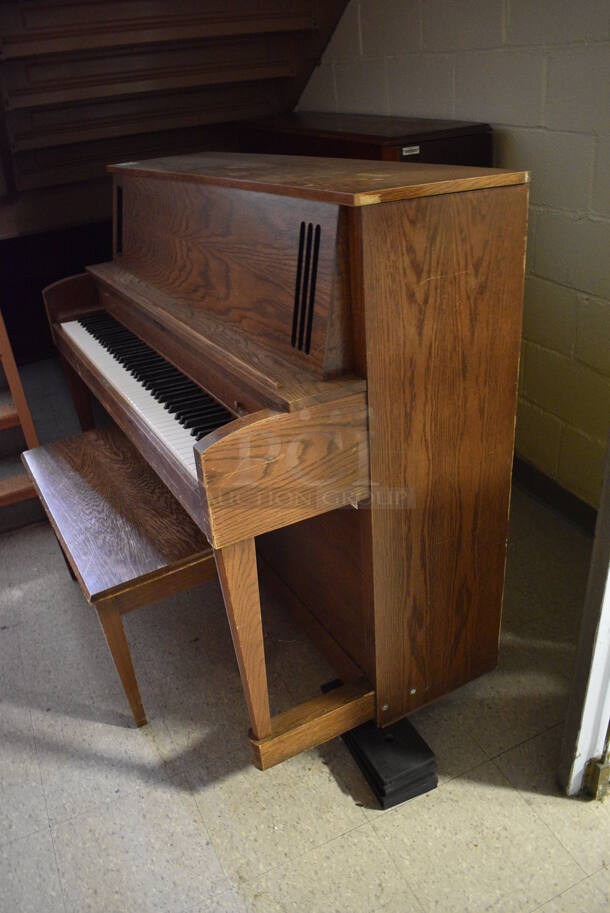 Baldwin Wooden Piano w/ Bench. BUYER MUST REMOVE. 51x25x46.5. (Clearview Elementary - Hallway Behind Gym) - Image 3 of 4