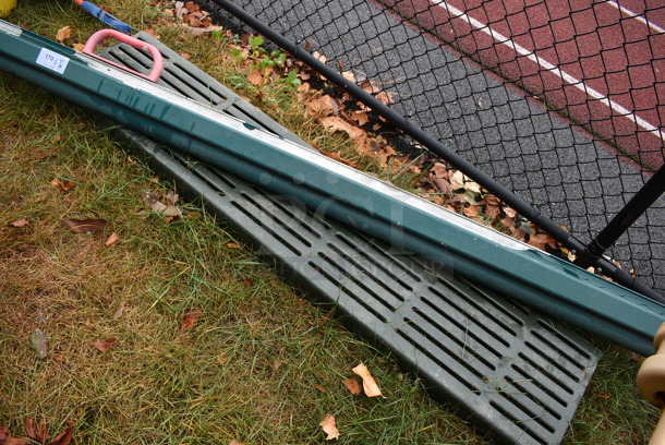 ALL ONE MONEY! Lot of 2 Playground Pieces; Platform and Column. BUYER MUST REMOVE. Includes 116.5x7.5x7. (stadium) - Image 6 of 7