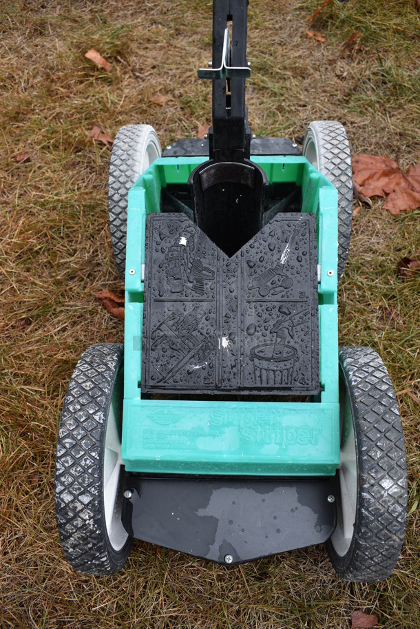 Green Poly Line Painter. BUYER MUST REMOVE. 12.5x32x33.5. (stadium) - Image 3 of 7