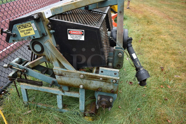 Southern Green Model 48 Metal Commercial Grass Roller Unit. BUYER MUST REMOVE. 52x42x44. (stadium) - Image 6 of 7