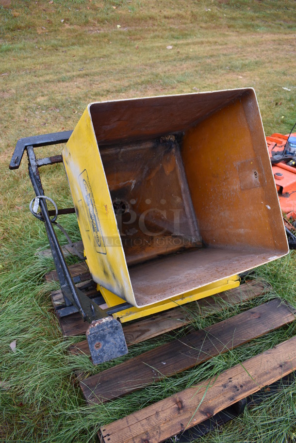 Meyer Yellow Metal Salt Spreader. BUYER MUST REMOVE. 41x32x49. (stadium) - Image 8 of 12