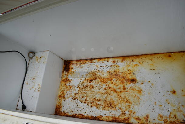 Electrolux Model FFC20C4AW1 Chest Freezer. BUYER MUST REMOVE. 115 Volts, 1 Phase. 61.5x27.5x35. Unit Does Not Power On. (stadium) - Image 5 of 8