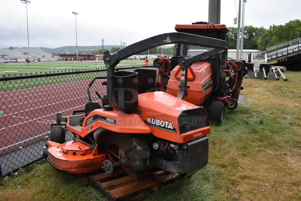 Kubota Model ZD21 Metal Commercial Diesel Powered Zero Turn Mower. Unit Needs a New Transmission and 2 Hydrostatic Units. BUYER MUST REMOVE. 72x86x81 - Image 2 of 12