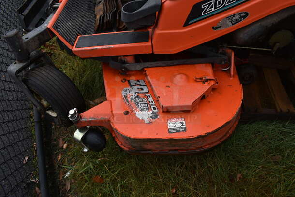 Kubota Model ZD21 Metal Commercial Diesel Powered Zero Turn Mower. Unit Needs a New Transmission and 2 Hydrostatic Units. BUYER MUST REMOVE. 72x86x81 - Image 5 of 12