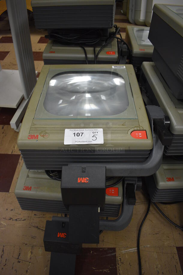 5 3M Overhead Projectors. Includes 9050 and 9060. 16x17x22. 5 Times Your Bid! (Clearview Elementary - Room 1)