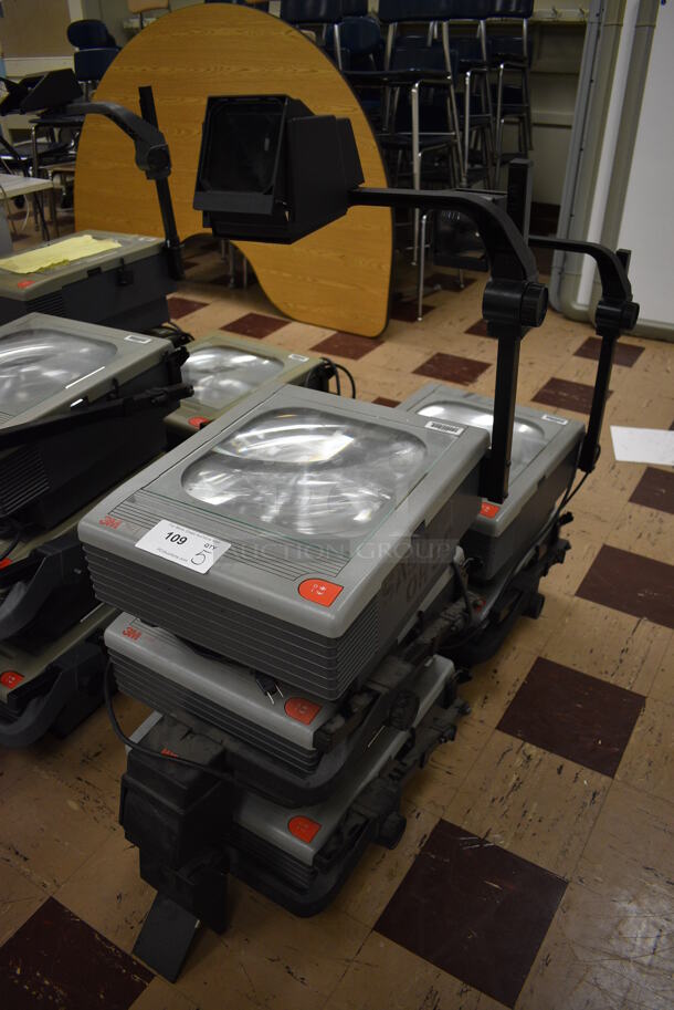 5 3M Overhead Projectors. Includes 9060 and 9075. 16x17x22. 5 Times Your Bid! (Clearview Elementary - Room 1) - Image 2 of 6