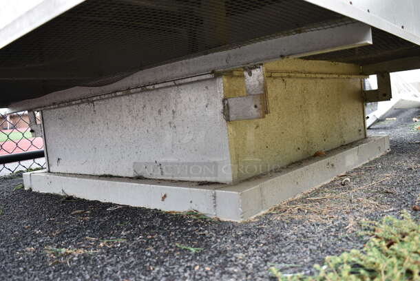 Metal Commercial Rooftop Vent Exhaust. BUYER MUST REMOVE. 73x62x32. (stadium) - Image 6 of 6