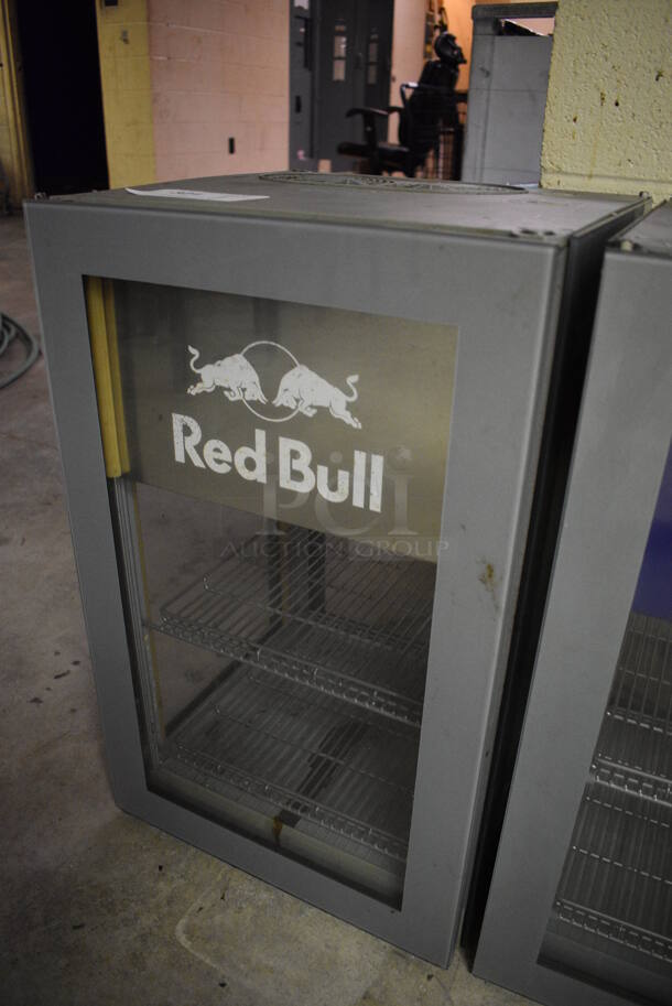 Vestfrost Model 1509-148-000US Metal Commercial Mini Cooler Merchandiser. 115 Volts, 1 Phase. 16x16x24. (basement) - Image 2 of 5