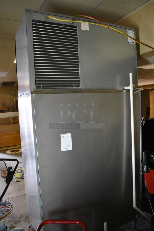 2017 Hoshizaki Model KM-1301SAH Stainless Steel Commercial Ice Head on Hoshizaki Model B-1300SS Stainless Steel Commercial Bin. BUYER MUST REMOVE. 208-230 Volts, 1 Phase. 48x42x94. Tested and Working! (basement) - Image 7 of 7