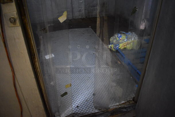 Hobart 11.5'x11.5'x7.5' Walk In Cooler Box w/ Floor, Condenser and Compressor (that is located on the roof). BUYER MUST REMOVE. (kitchen) - Image 8 of 12