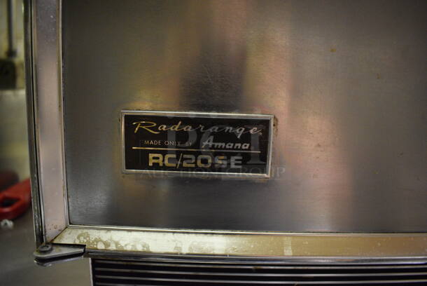 Amana Radarange Model RC/20SE Stainless Steel Commercial Countertop Microwave Oven. Item Was in Working Condition on Last Day of Business. 18x23x18. (kitchen) - Image 4 of 9