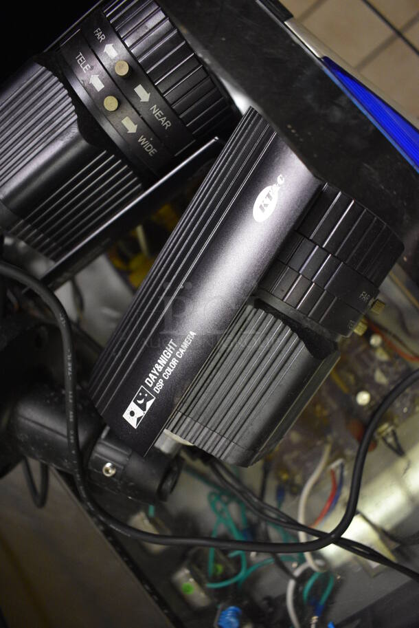 Monster Power HDP-2500 High Definition PowerCenter and 2 Day and Night DSP Color Cameras. 17x12x4. (kitchen) - Image 7 of 7