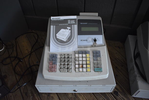 Sharp Model XE-A41S Countertop Electronic Cash Register w/ Key. 16.5x17x11. (vestibule)