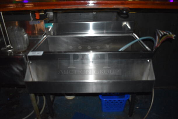 Stainless Steel Commercial Ice Bin w/ Speedwell. BUYER MUST REMOVE. 36x25x34. (upstairs)