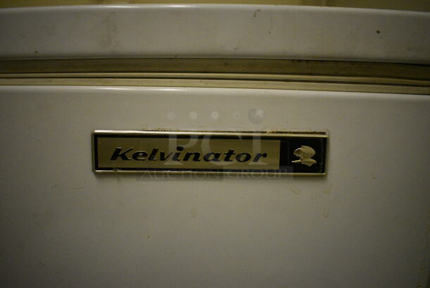 Kelvinator Model HFP153RM1 Metal Chest Freezer. 115 Volts, 1 Phase. 44.5x28x35. Tested and Working! (dishwasher area) - Image 6 of 9