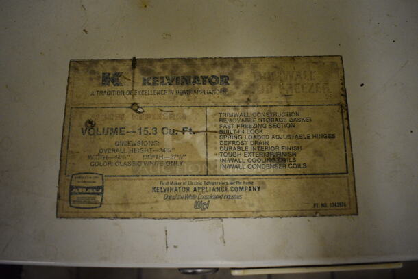 Kelvinator Model HFP153RM1 Metal Chest Freezer. 115 Volts, 1 Phase. 44.5x28x35. Tested and Working! (dishwasher area) - Image 8 of 9