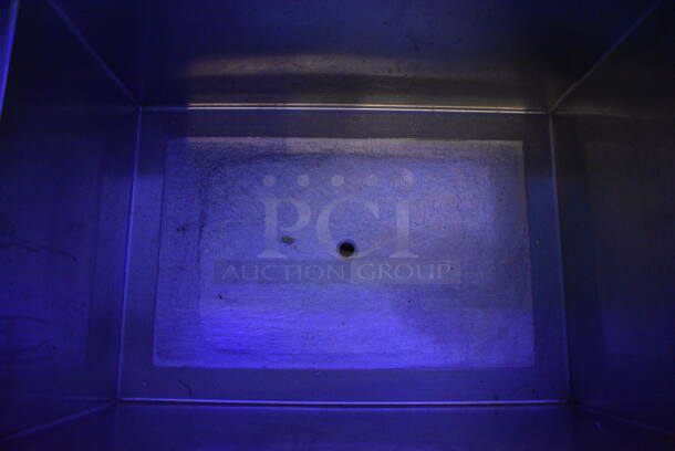 Krowne Model 18-24-7 Stainless Steel Commercial Ice Bin w/ Cold Plate. 24x18.5x33. (bar) - Image 4 of 6