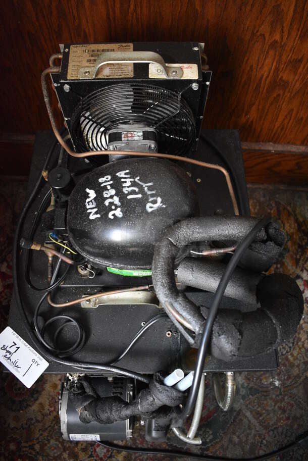 Micro Matic Model MMPP4301 Metal Commercial Glycol Chiller. Item Was in Working Condition on Last Day of Business. BUYER MUST REMOVE. 115 Volts, 1 Phase. 18x27x25. (bar) - Image 4 of 7