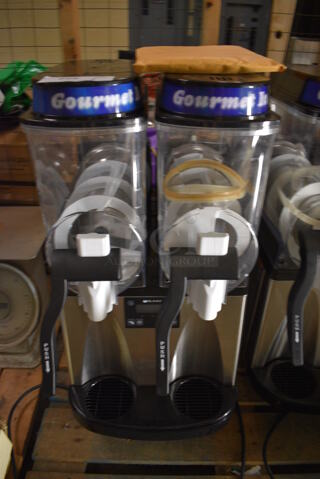 2019 Bunn Model ULTRA-2 Stainless Steel Commercial Countertop 2 Hopper Slushie Machine. Item Was in Working Condition on Last Day of Business. 120 Volts, 1 Phase. 15x25x32. (basement)