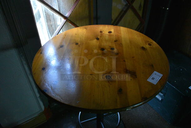 Wood Pattern Round Bar Height Table on Black Metal Table Base. 36x36x42. (bar) - Image 2 of 4