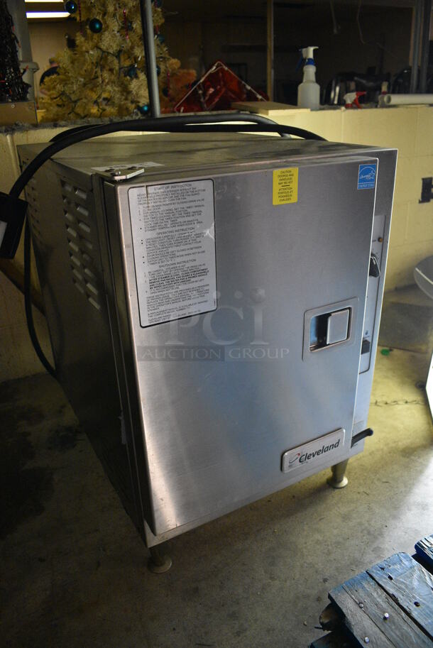 2016 Cleveland Model 22CET6.1 Stainless Steel Commercial Countertop Electric Powered Single Compartment Steam Cabinet. BUYER MUST REMOVE. 208-240 Volts, 1 Phase. Item Was in Working Condition on Last Day of Business. 21.5x31x31. (basement) - Image 3 of 6