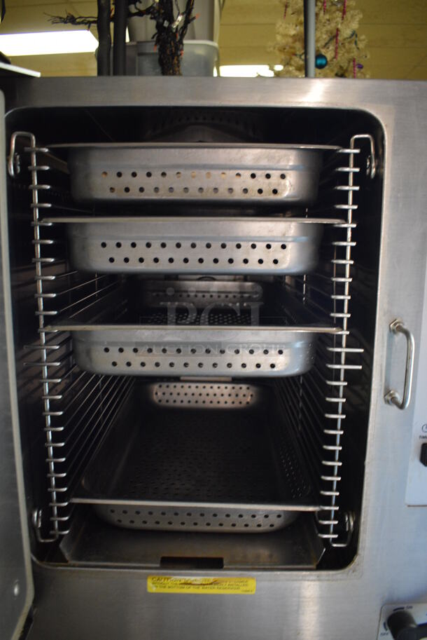 2016 Cleveland Model 22CET6.1 Stainless Steel Commercial Countertop Electric Powered Single Compartment Steam Cabinet. BUYER MUST REMOVE. 208-240 Volts, 1 Phase. Item Was in Working Condition on Last Day of Business. 21.5x31x31. (basement) - Image 4 of 6