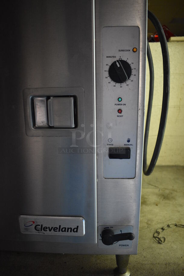 2016 Cleveland Model 22CET6.1 Stainless Steel Commercial Countertop Electric Powered Single Compartment Steam Cabinet. BUYER MUST REMOVE. 208-240 Volts, 1 Phase. Item Was in Working Condition on Last Day of Business. 21.5x31x31. (basement) - Image 5 of 6