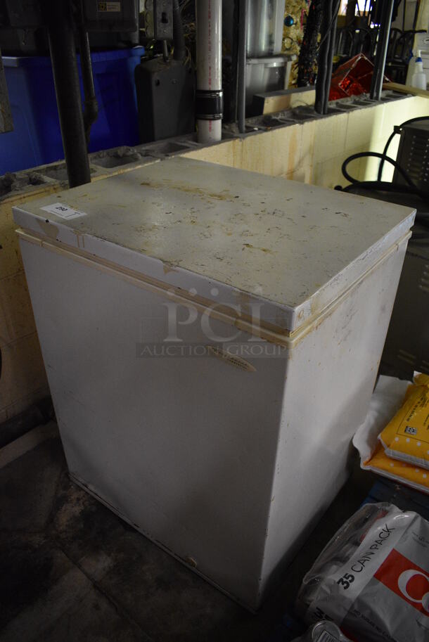Frigidaire Chest Freezer. BUYER MUST REMOVE. 27x22x34. (basement) - Image 2 of 5