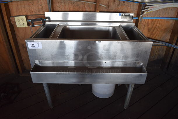 Eagle Stainless Steel Commercial Ice Bin w/ Speedwell. BUYER MUST REMOVE. 36x27x34. (patio)