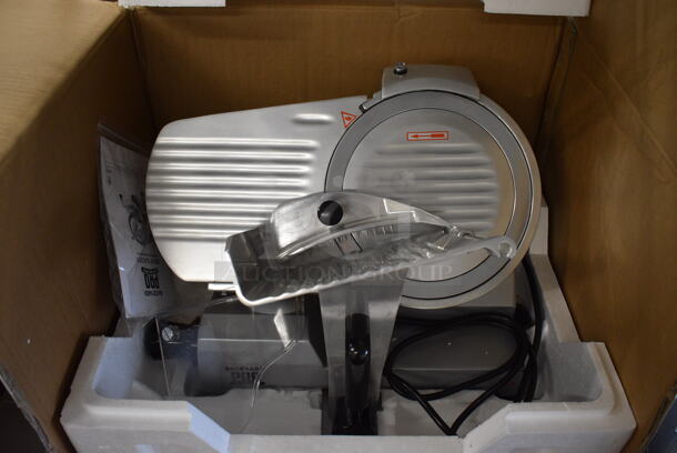 BRAND NEW IN BOX! Backyard Pro 554SL110E Stainless Steel Commercial Countertop Meat Slicer w/ Blade Sharpener. 20x17x14. Tested and Working!