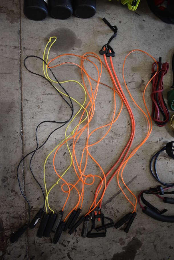 ALL ONE MONEY! Lot of Various Items Including 5 TRX Bands, 7 Resistance Ropes and 2 Resistance Bands - Image 2 of 8