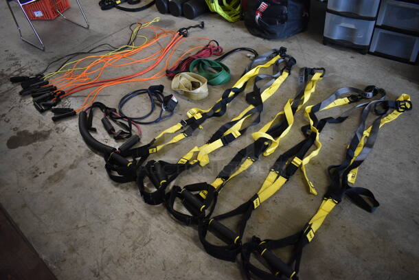 ALL ONE MONEY! Lot of Various Items Including 5 TRX Bands, 7 Resistance Ropes and 2 Resistance Bands - Image 5 of 8