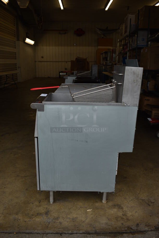 2021 Avantco FF400-P Stainless Steel Commercial Propane Gas Powered Deep Fat Fryer w/ Metal Fry Basket. 15.5x30x47 - Image 4 of 9