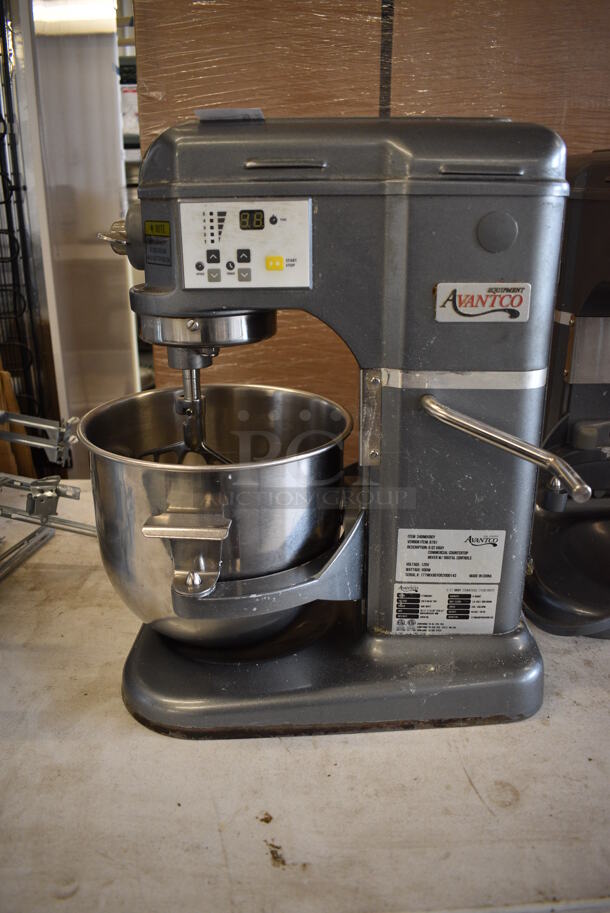 Avantco 177MIX8GY Metal Commercial Countertop 8 Quart Planetary Dough Mixer w/ Stainless Steel Mixing Bowl and Paddle Attachment. 120 Volts, 1 Phase. 12x17x20. Tested and Powers On But Parts Do Not Move - Image 6 of 9