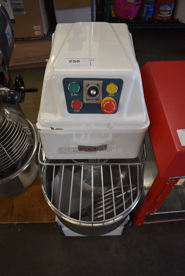 Estella HS20S Metal Commercial Floor Style 21 Quart Spiral Dough Mixer w/ Stainless Steel Mixing Bowl, Paddle Attachment and Bowl Guard. 120 Volts, 1 Phase. 15x27x36. Tested and Working! - Image 2 of 6