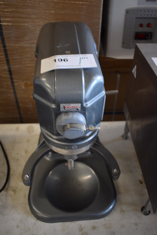 Avantco 177MIX8GY Metal Commercial Countertop 8 Quart Planetary Dough Mixer. 120 Volts, 1 Phase. 12x17x20. Tested and Does Not Power On - Image 3 of 6