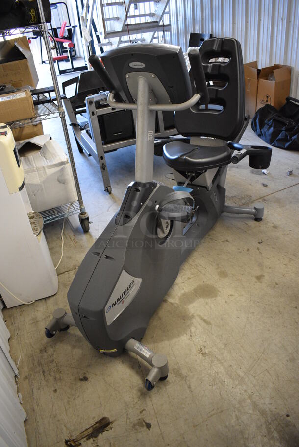Nautilus Model R916 Metal Commercial Exercise Bicycle. 28.5x72x46 - Image 3 of 8
