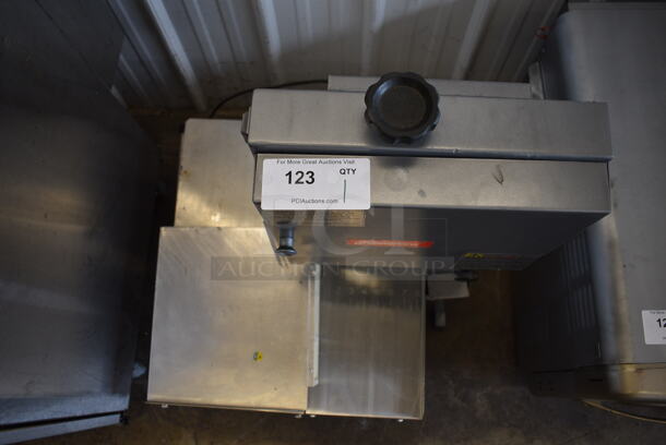 Fleetwood Model MSK Metal Commercial Countertop Meat Saw. 110 Volts, 1 Phase. 28x24x37. Tested and Does Not Power On - Image 4 of 10