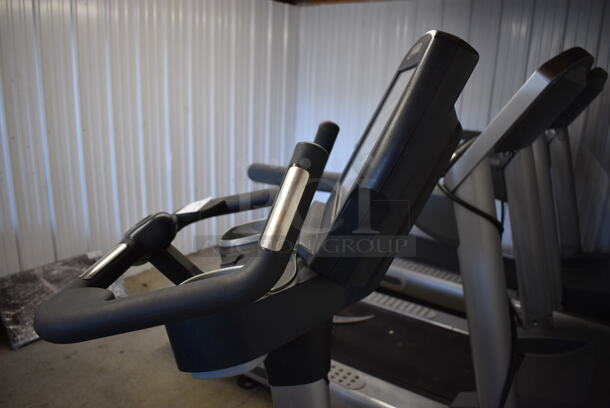 Life Cycle Model 95C Metal Commercial Exercise Bicycle. 23x44x60 - Image 5 of 10